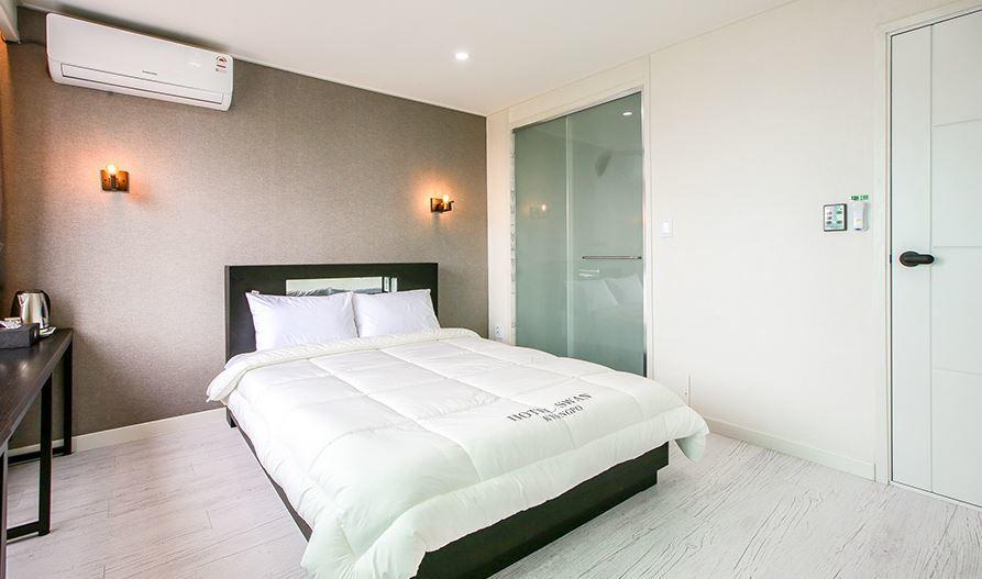 Hotel Swan Gangneung Bagian luar foto