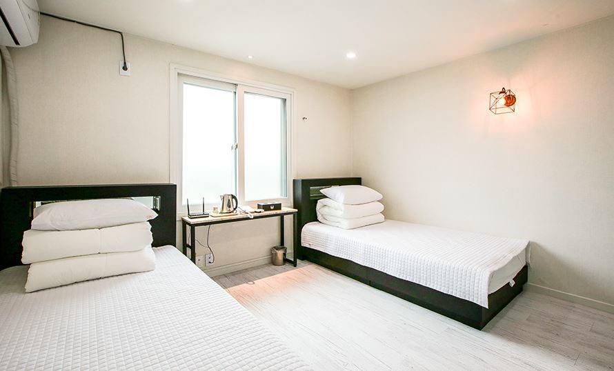 Hotel Swan Gangneung Bagian luar foto