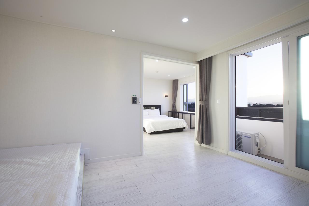 Hotel Swan Gangneung Bagian luar foto